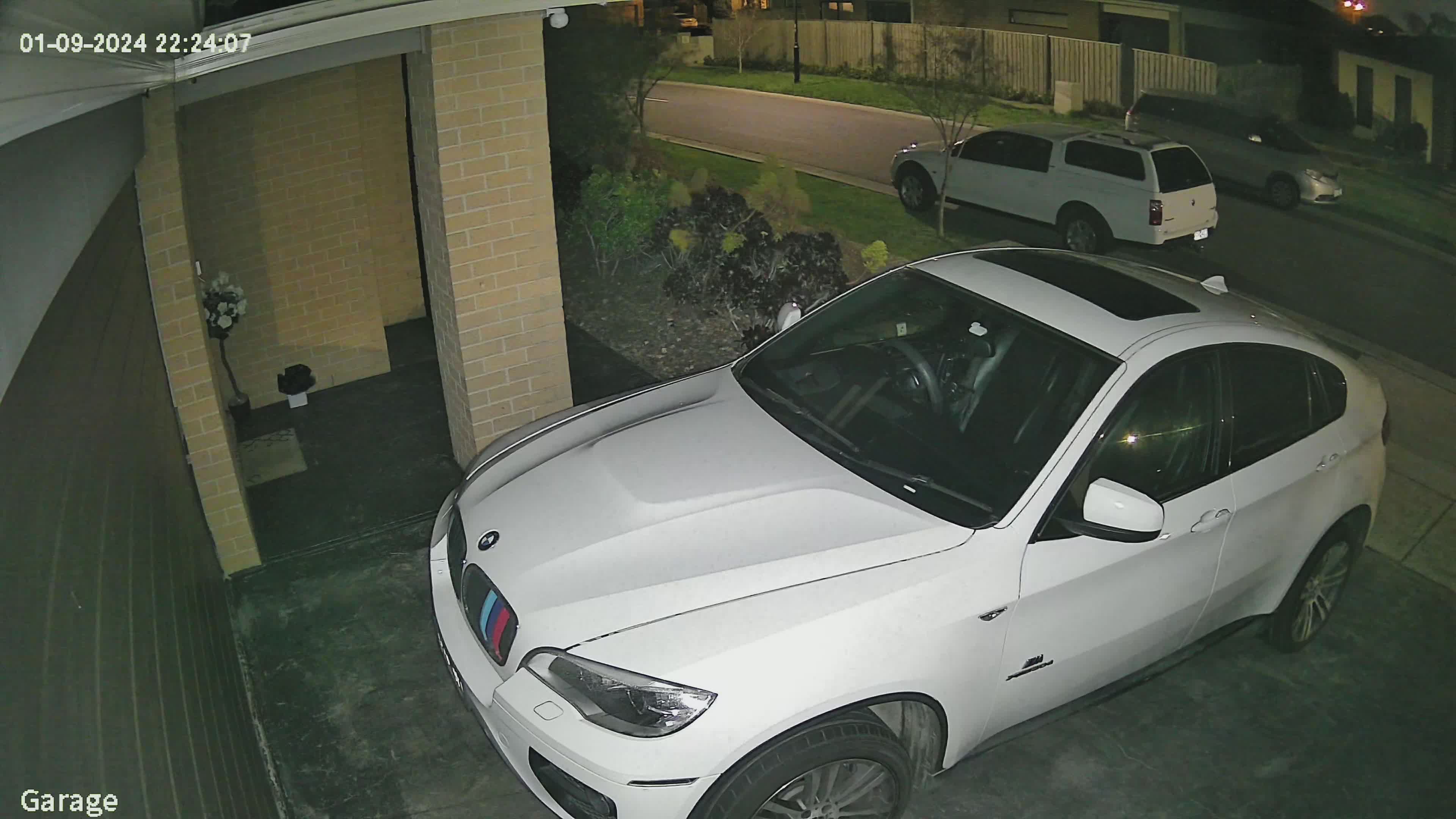Garage – Colour Night Vision – 01-09-2024  22:24:07
